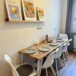 Moderne 3 Whg Zentrumsnaehe 5 Personen * Бремен